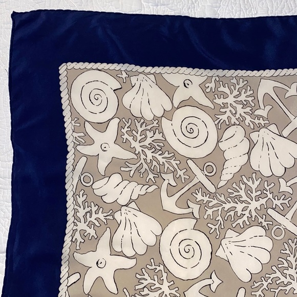 Vintage Givenchy Womens silk scarf - Picture 5 of 12